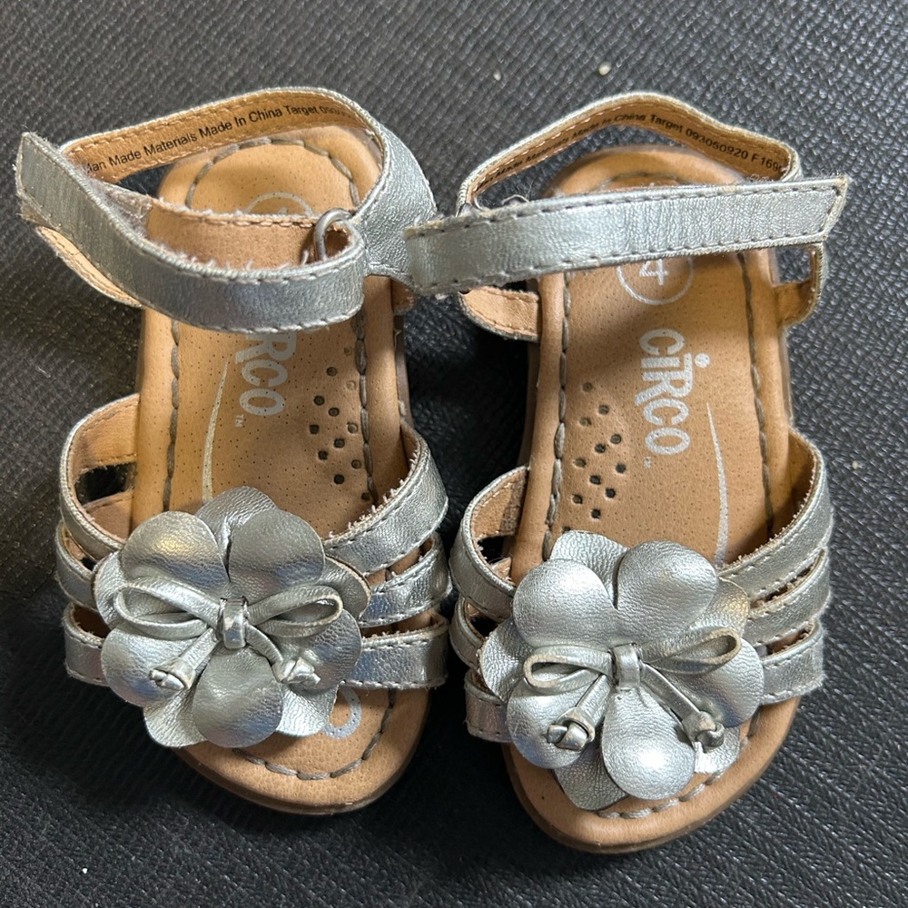 Circo kids Silver Dressy Sandals with Flower Decoration and Ankle Strap size 4